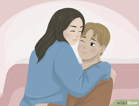 Step 5 Avoid showering him with compliments.